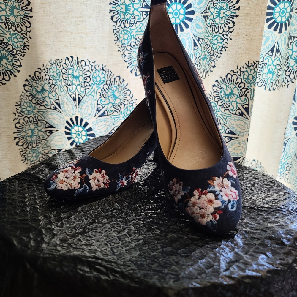 Flowered Navy Shoes